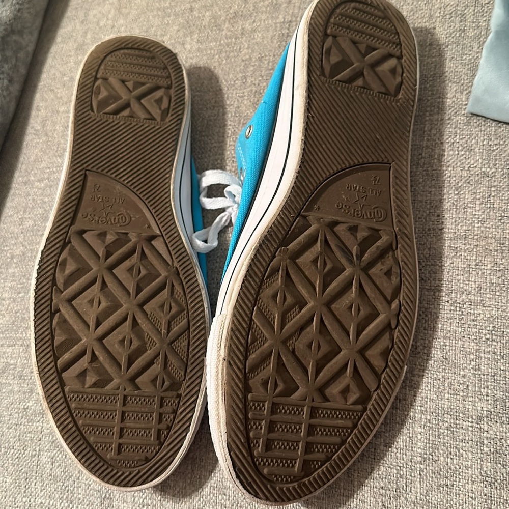 Converse - Picture 3 of 3